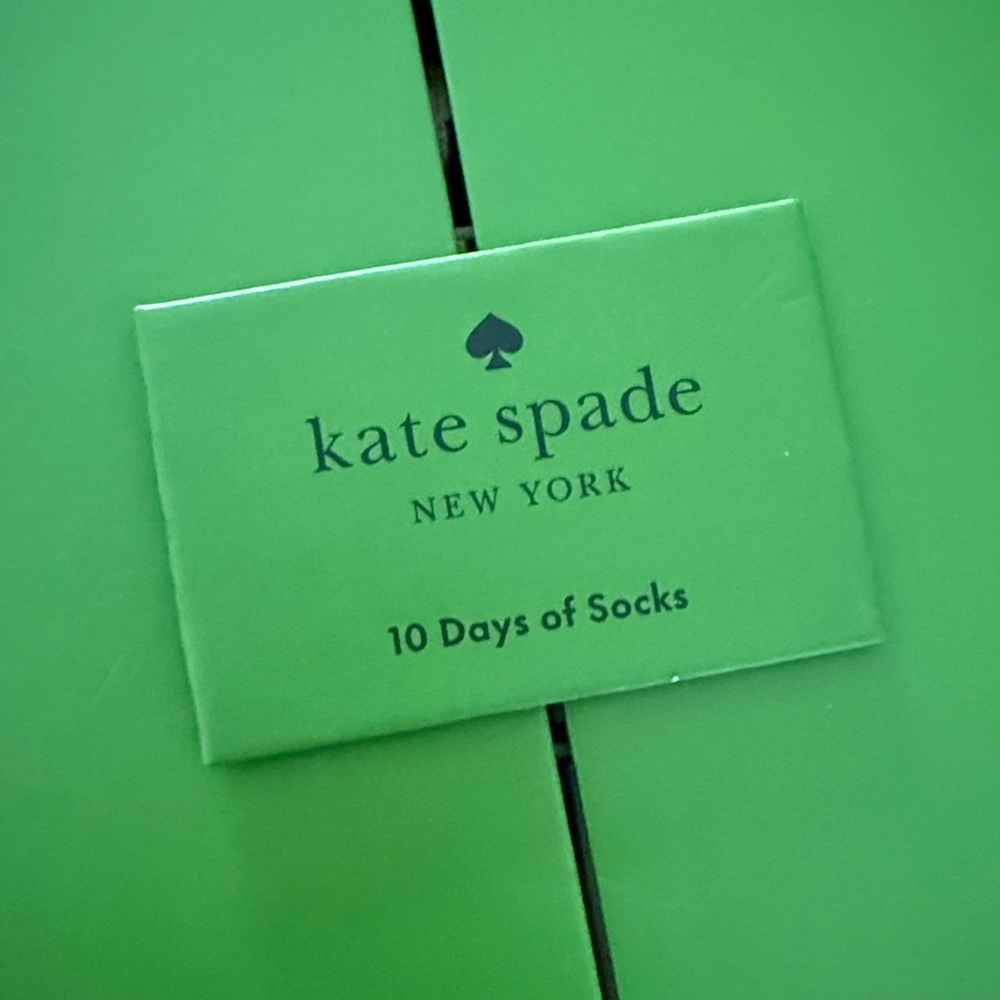 Kate Spade Vibrant Green Box - Picture 5 of 8